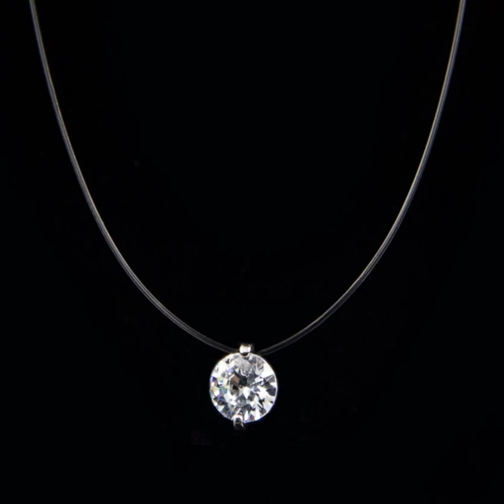 NWOT Cz Floating Necklace
